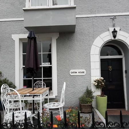 Eaton House Hotel Pembroke Luaran gambar